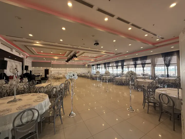 Safir Salon iç mekan görünümü