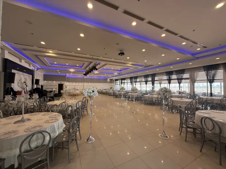 Safir Salon iç mekan görünümü