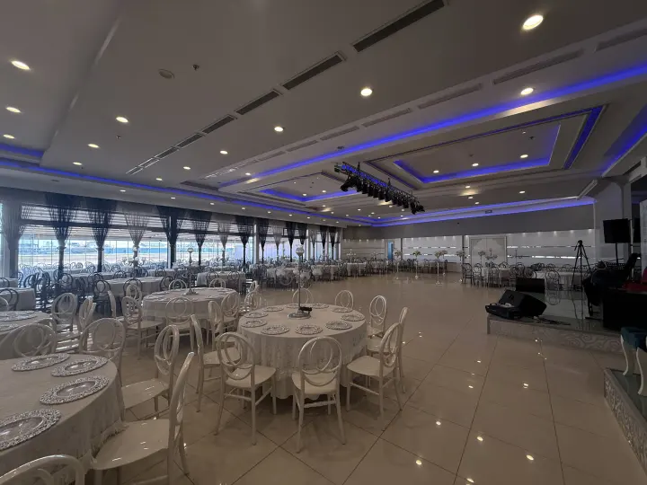 Safir Salon iç mekan görünümü