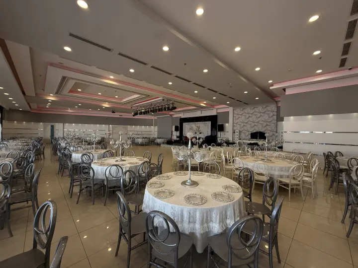Safir Salon iç mekan görünümü