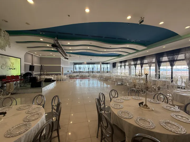 Lal Salon iç mekan görünümü