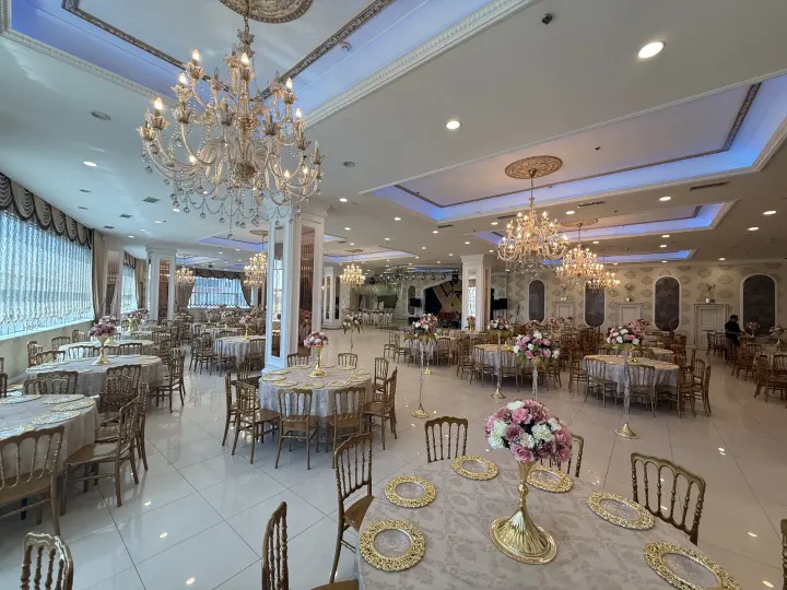 Pırlanta Salon iç mekan görünümü