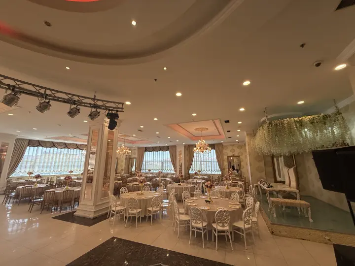 Pırlanta Salon iç mekan görünümü