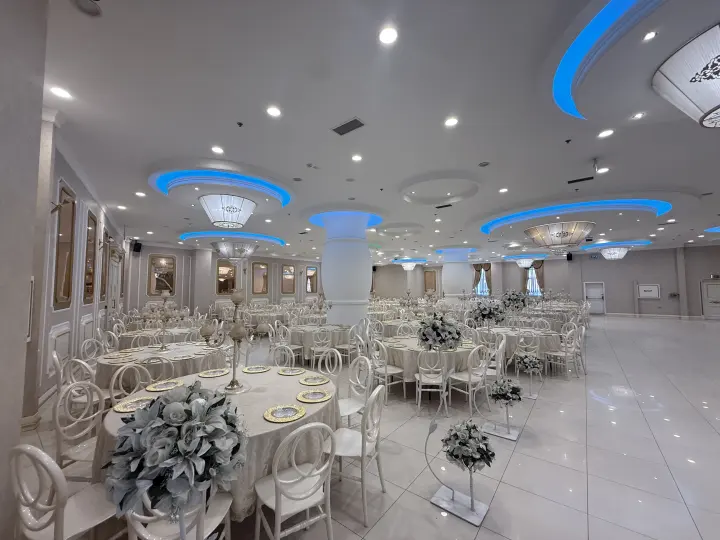 Zümrüt Salon iç mekan görünümü