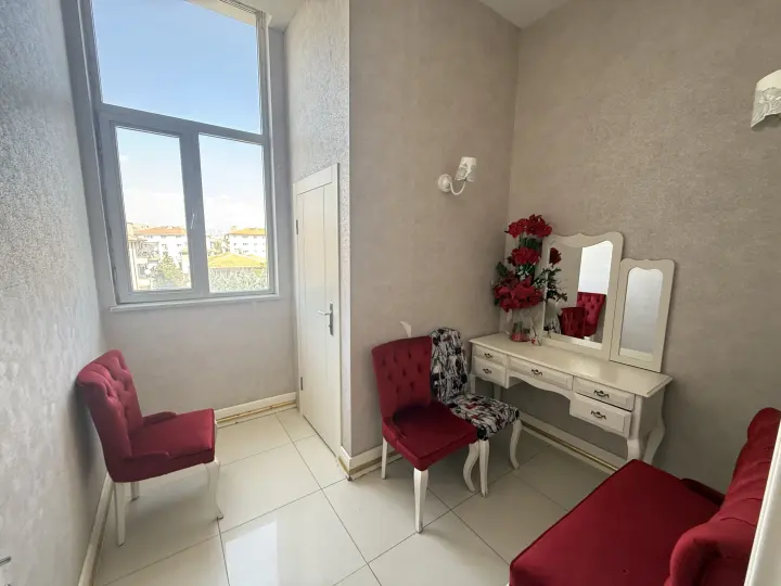 Zümrüt Salon iç mekan görünümü